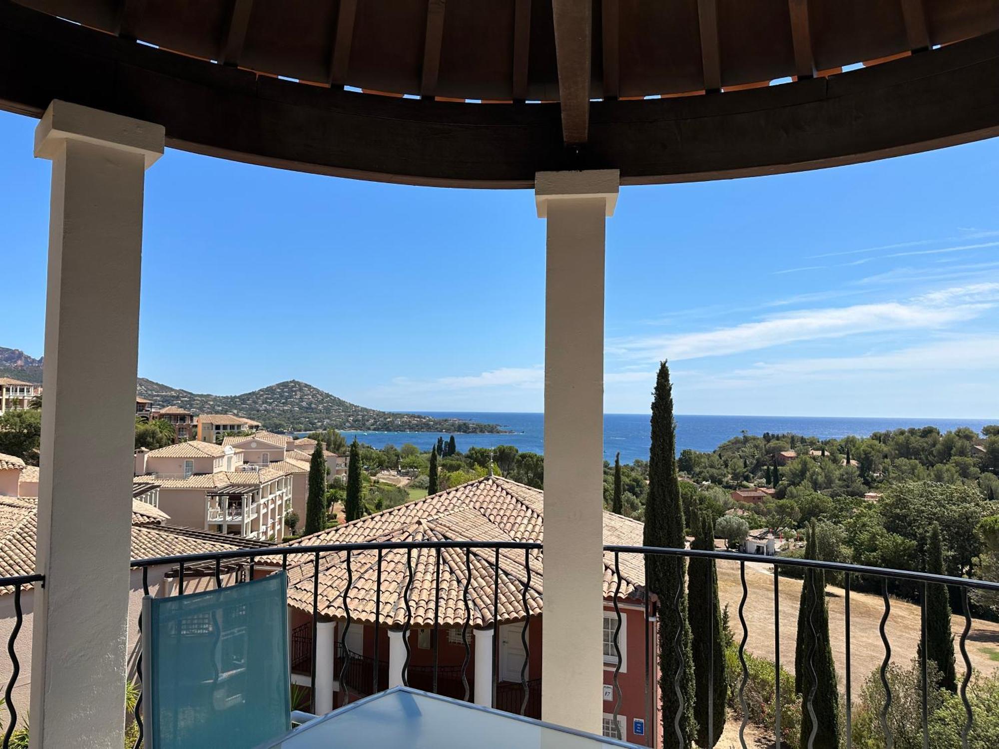 Cap Esterel Vue Mer Et Climatise Saint-Raphaël 외부 사진